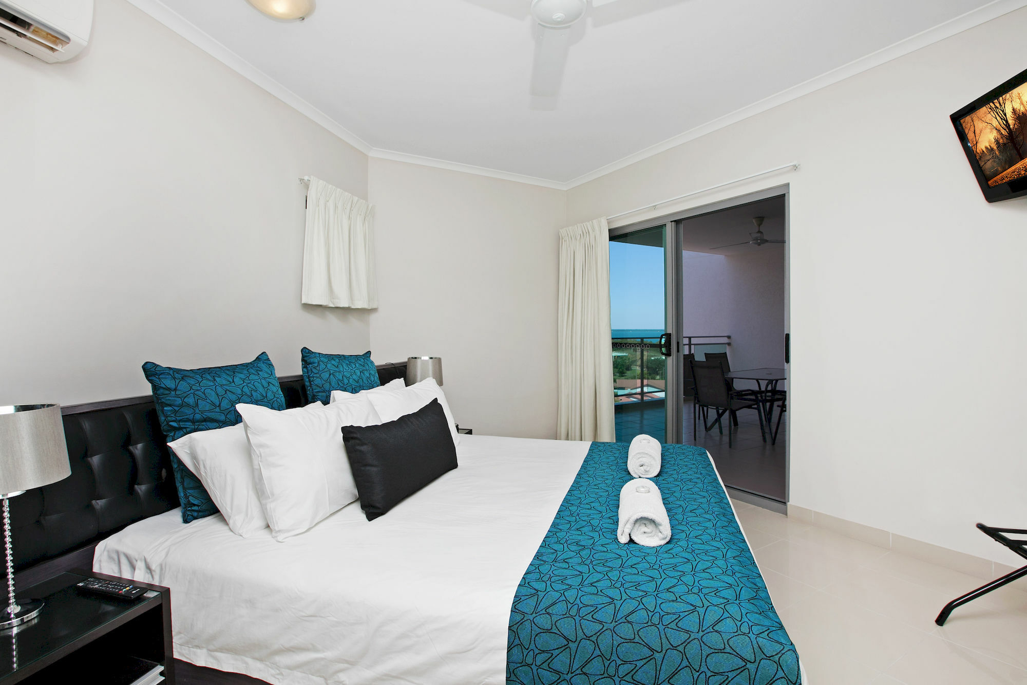 Argus Aparthotel 4*